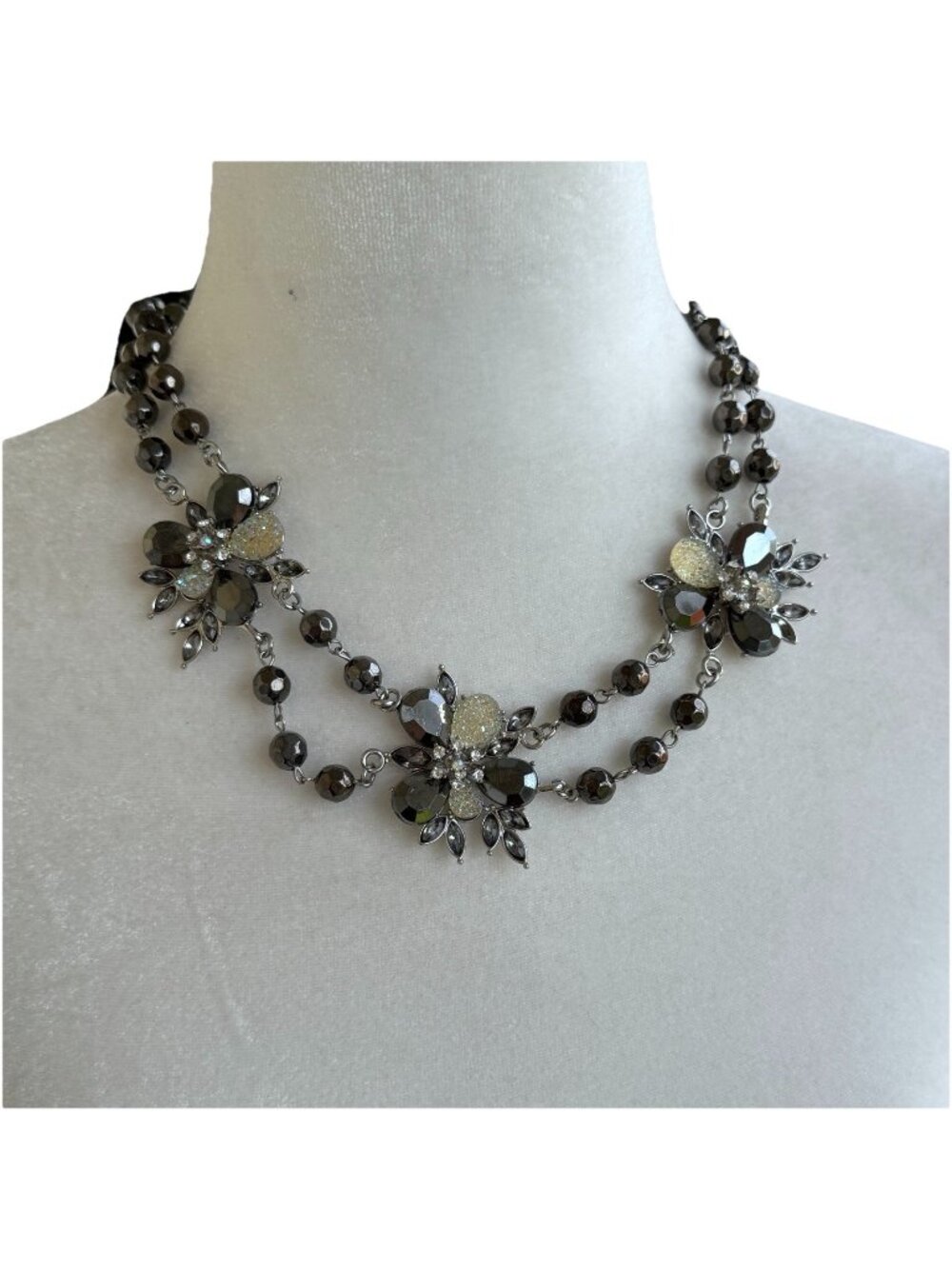 NWT New York And Company Statement Floral Necklace Black Silver Gray Formal NEW